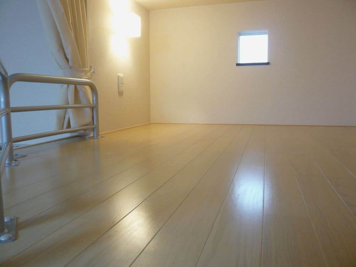 Room image 9