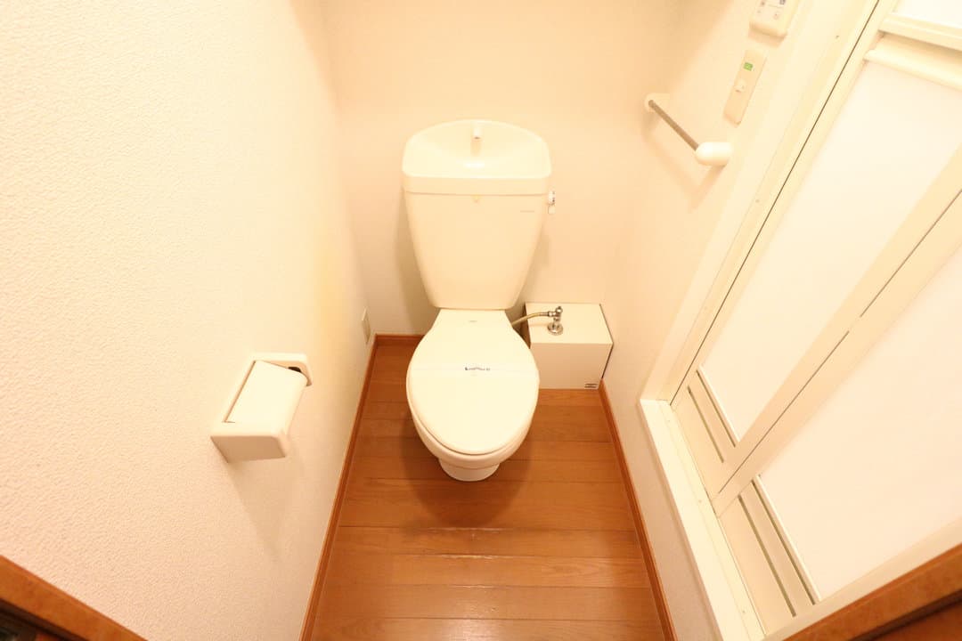 Room image 13
