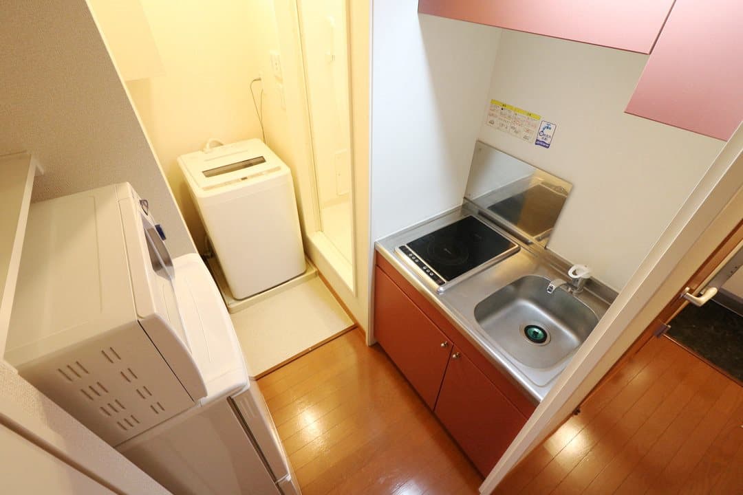 Room image 15