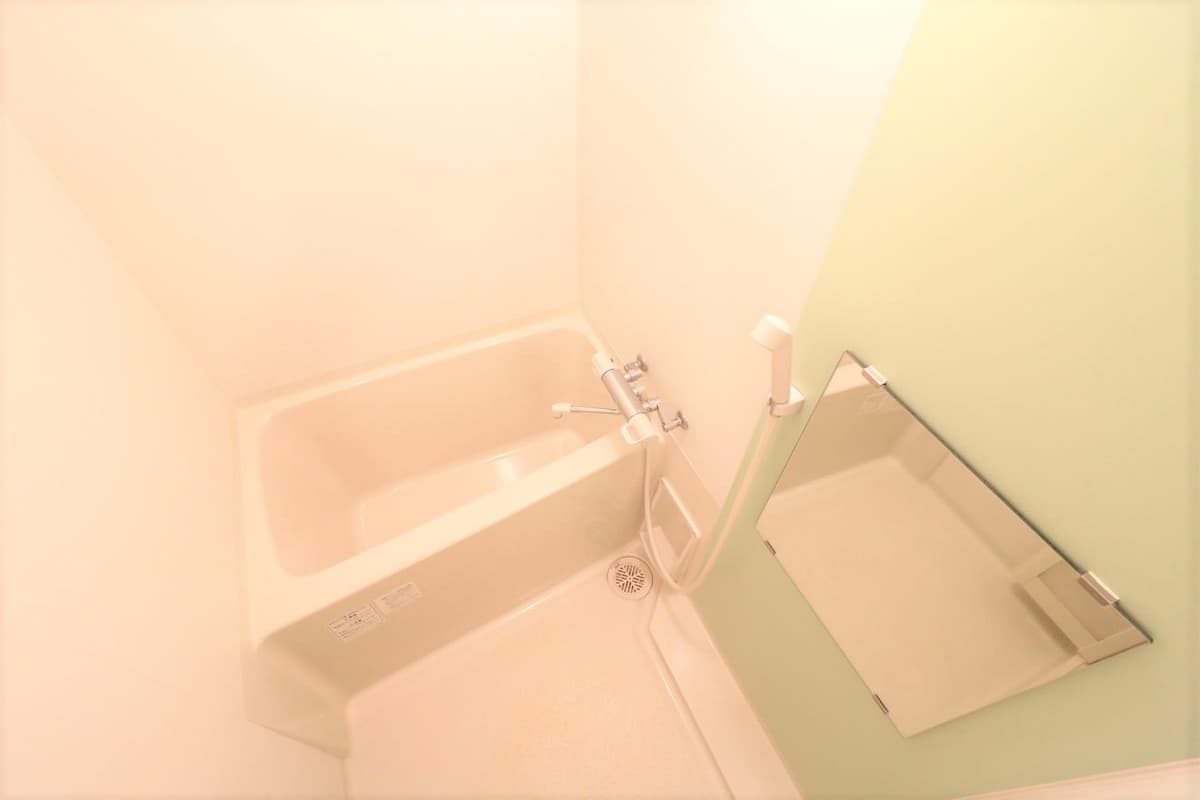 Room image 15