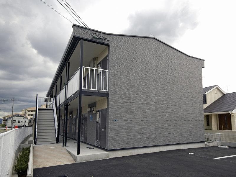 Main exterior of leopalace Comfort Koumyoike
