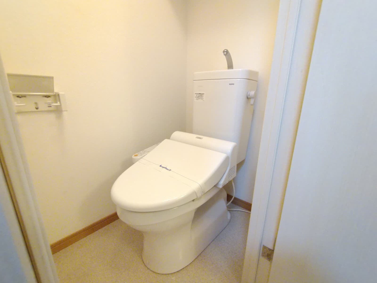 Room image 9