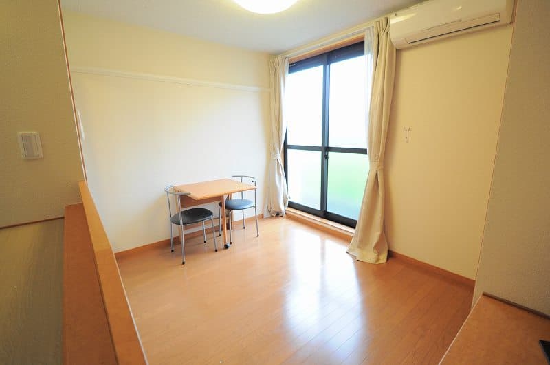 Room image 11