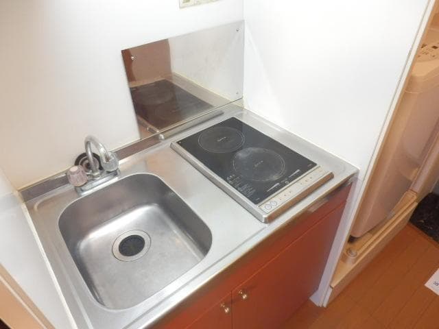 Room image 13