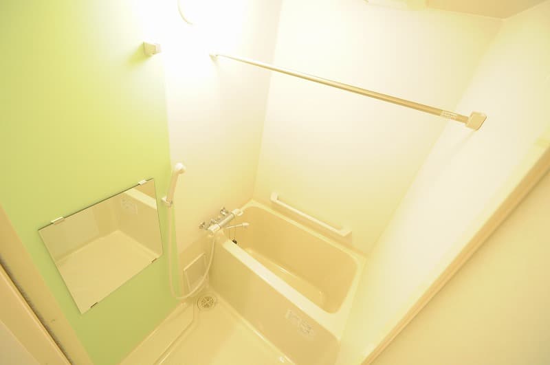 Room image 10