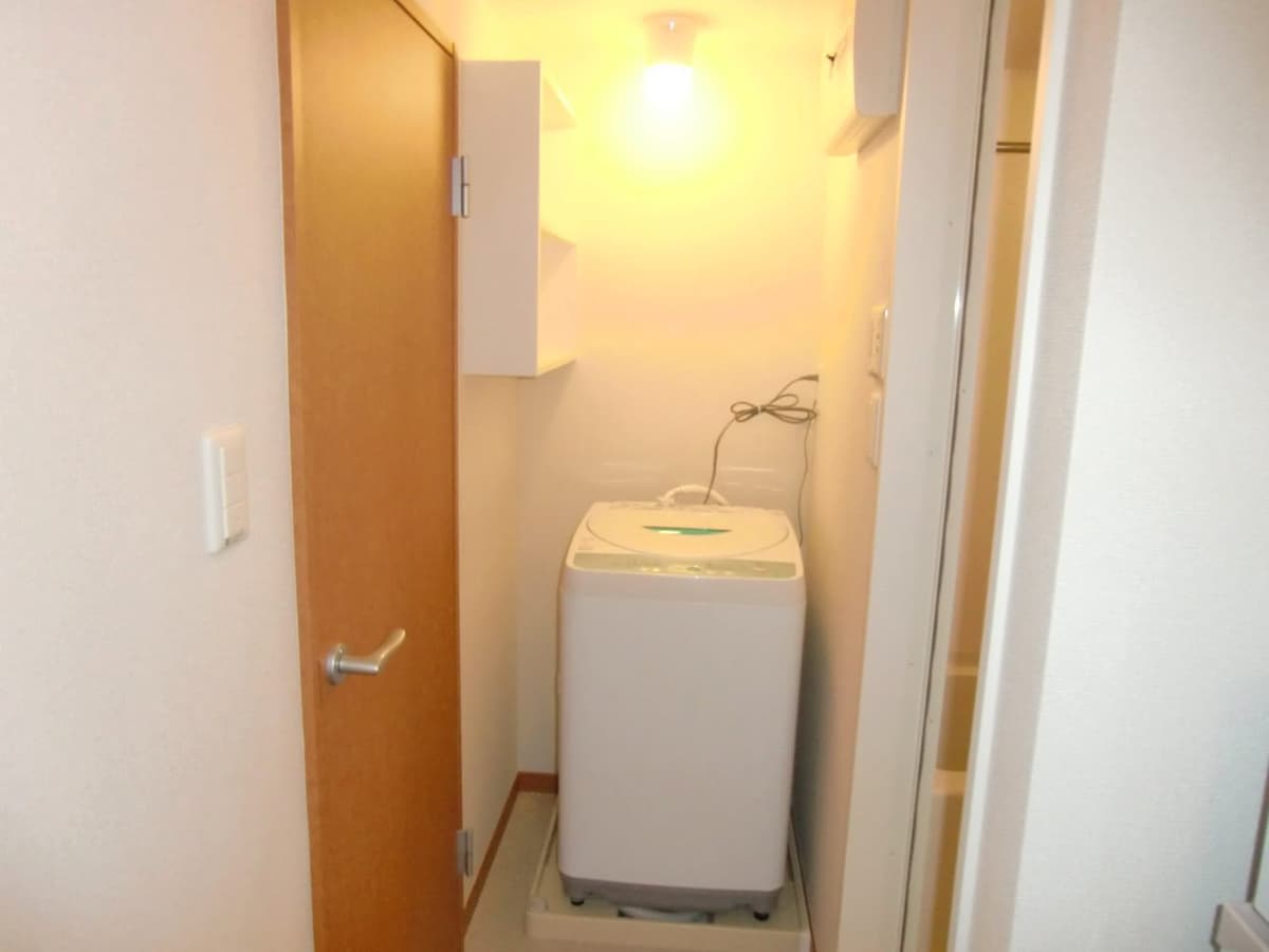Room image 12