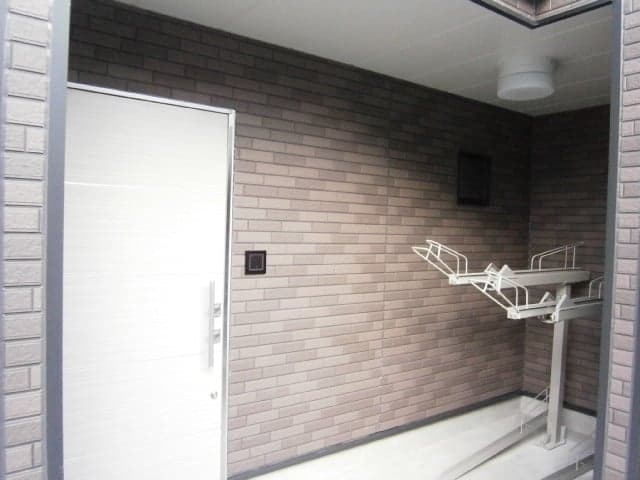 Room image 13