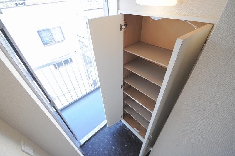 Room image 11