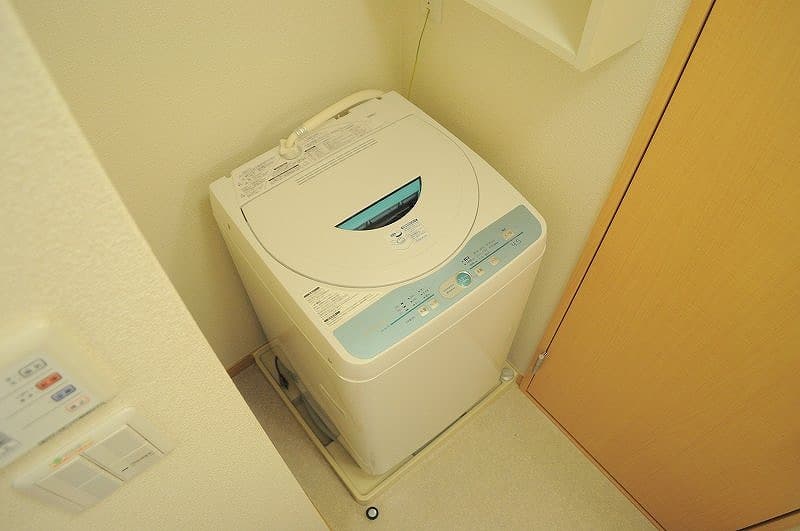Room image 8