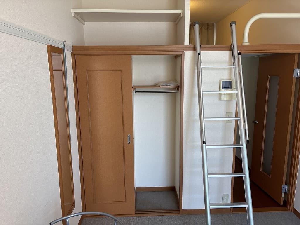 Room image 9