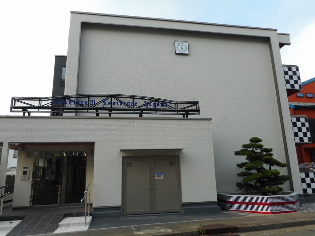 Room image 15
