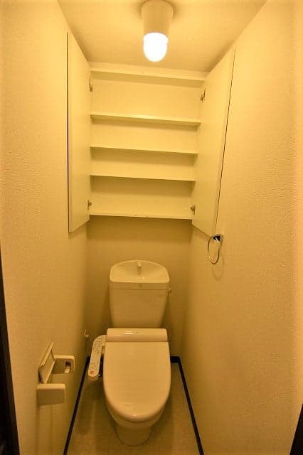 Room image 9