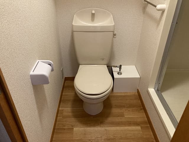 Room image 11