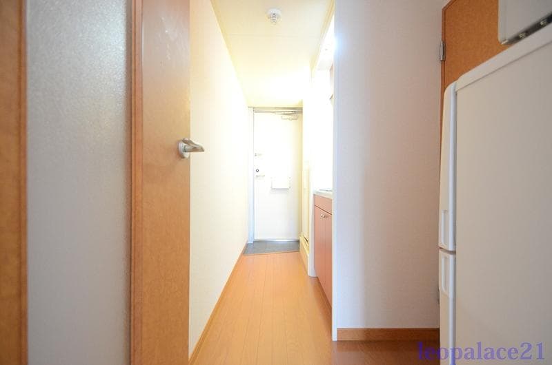 Room image 13