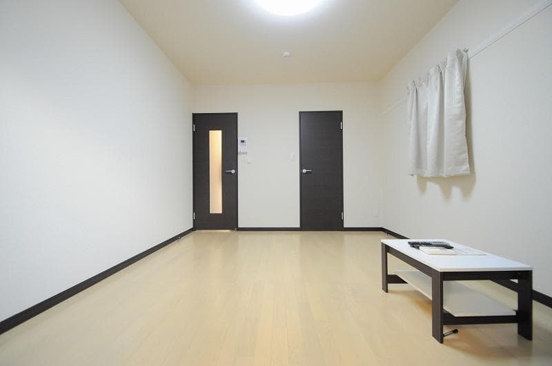 Room image 16