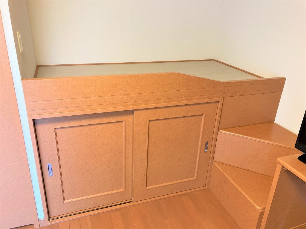 Room image 8