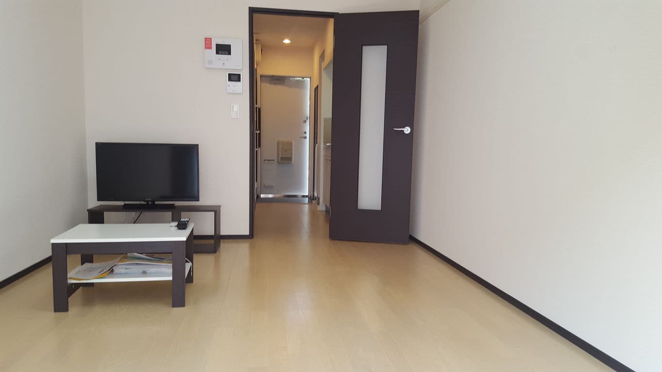 Room image 8