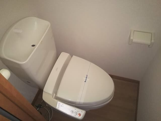 Room image 14