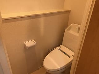 Room image 8