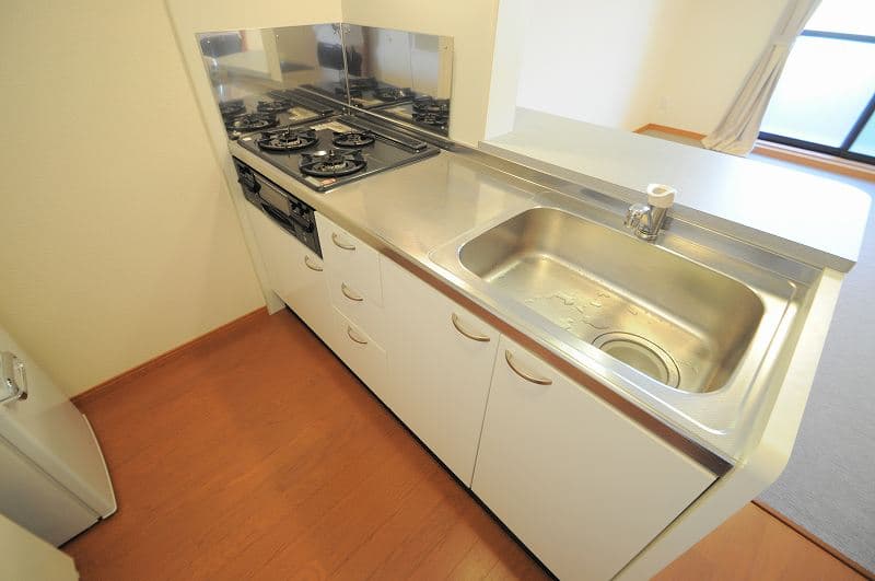 Room image 10