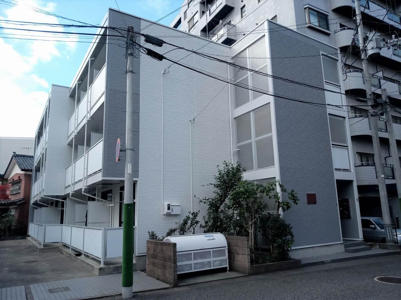 Main exterior of leopalace Niigata Chuo