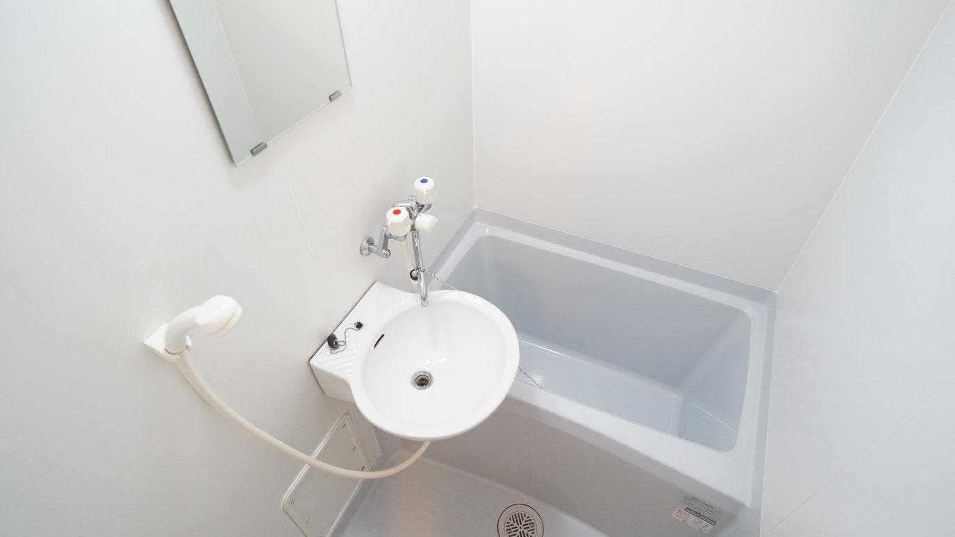 Room image 9