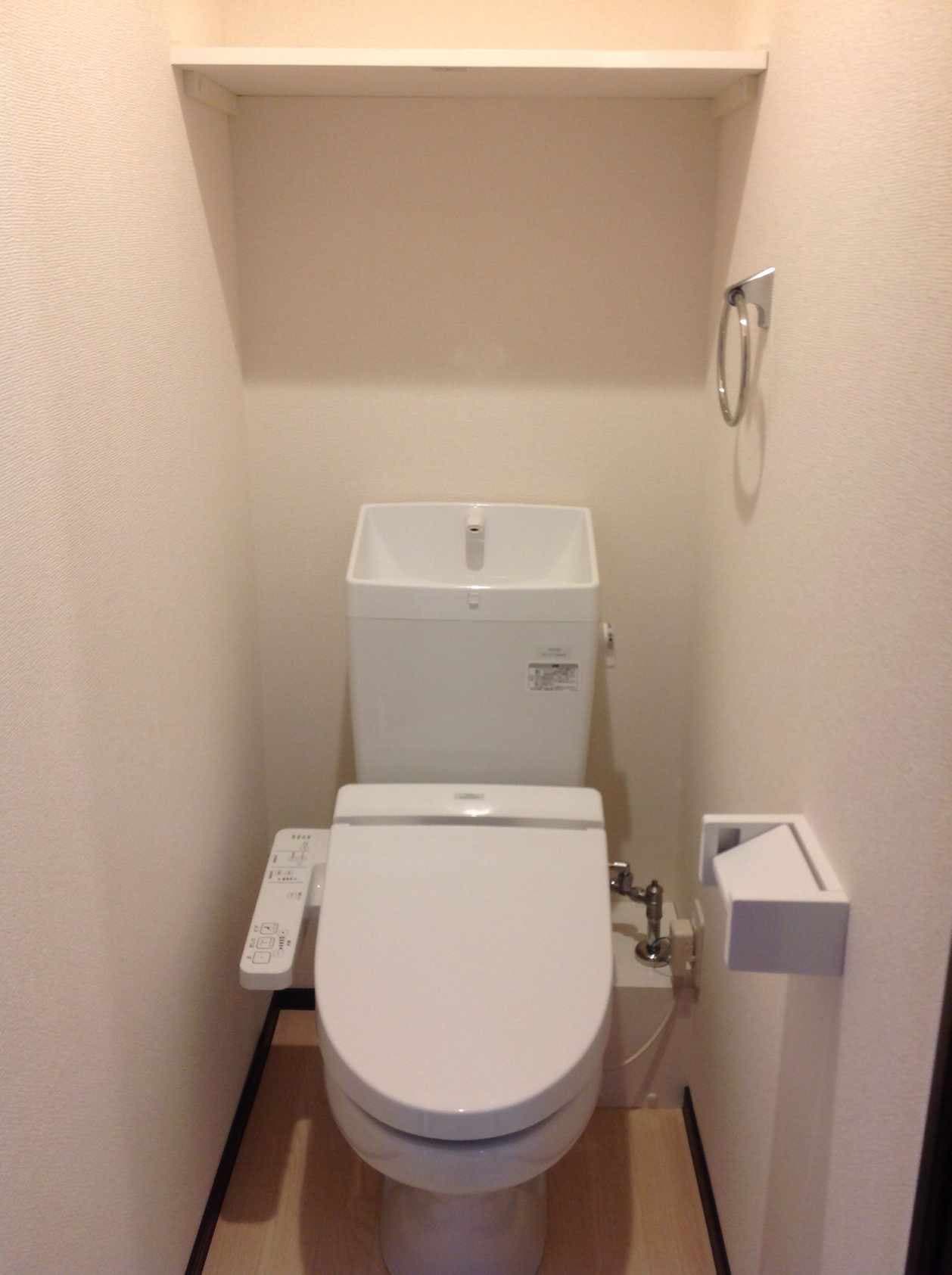 Room image 11