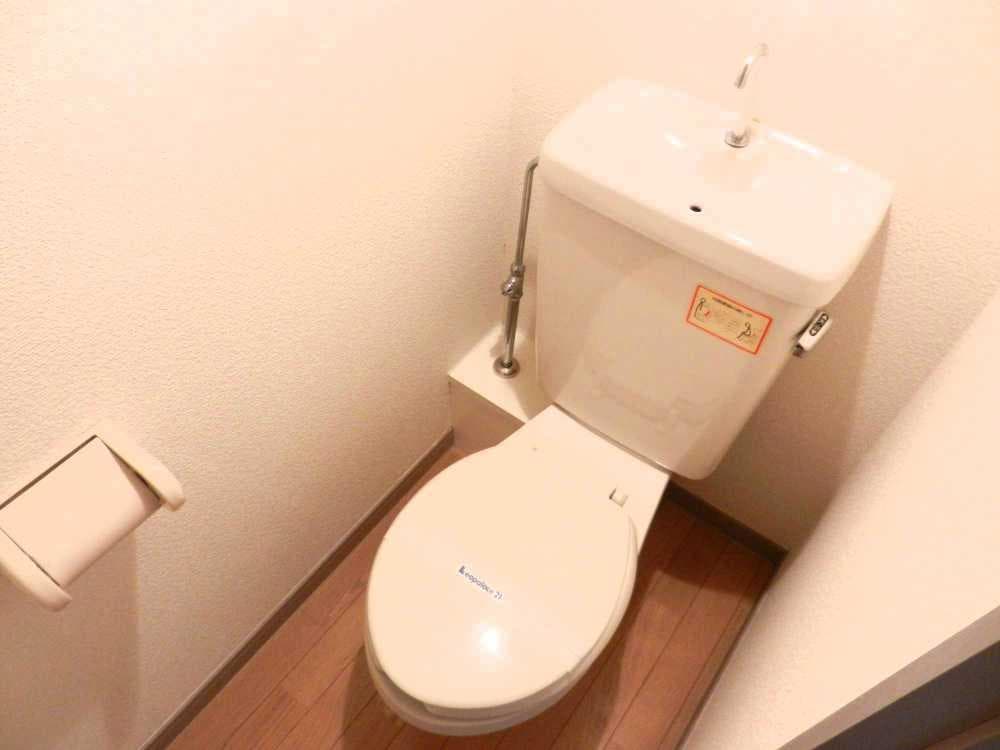 Room image 10