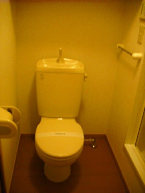 Room image 13
