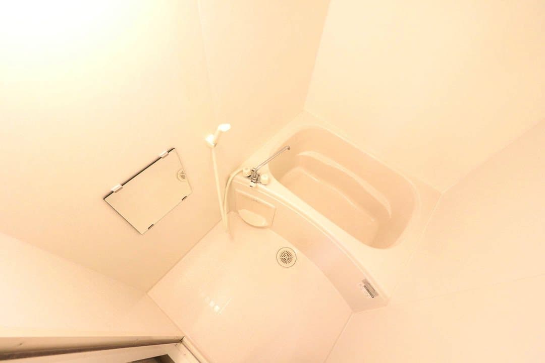 Room image 14