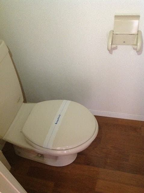 Room image 12