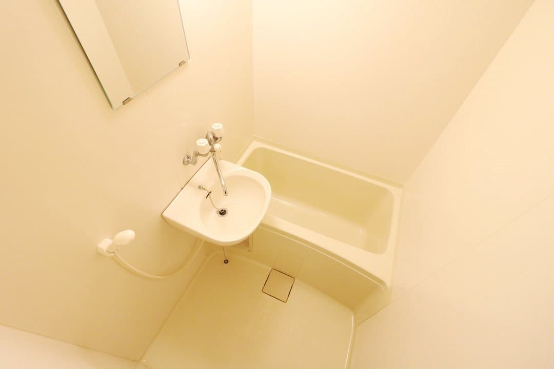 Room image 9