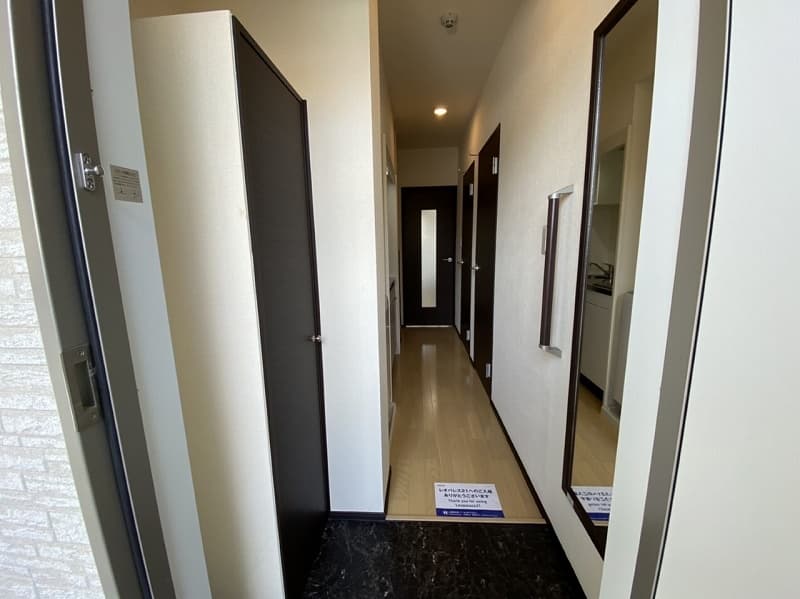 Room image 13