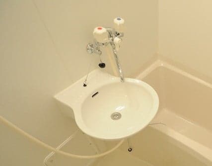 Room image 8