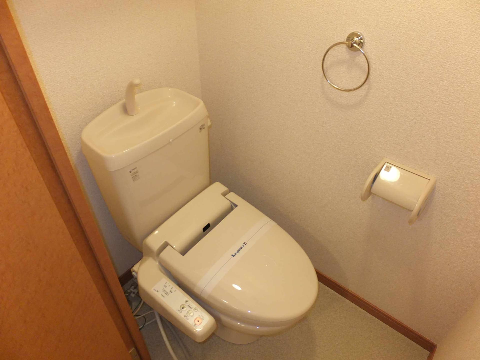 Room image 11