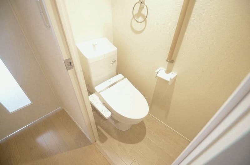 Room image 8