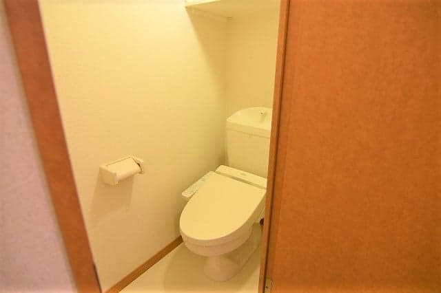 Room image 13
