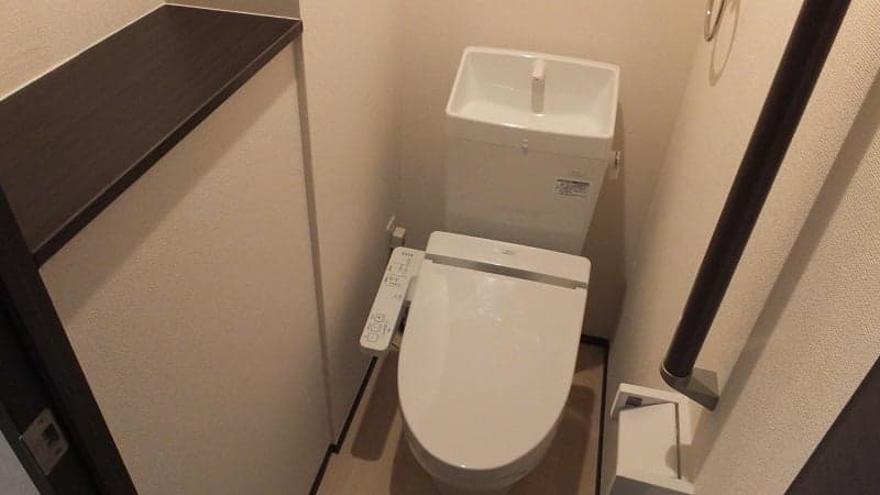 Room image 9