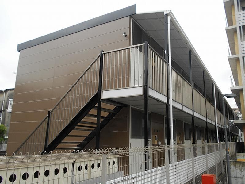 Main exterior of leopalace Almic