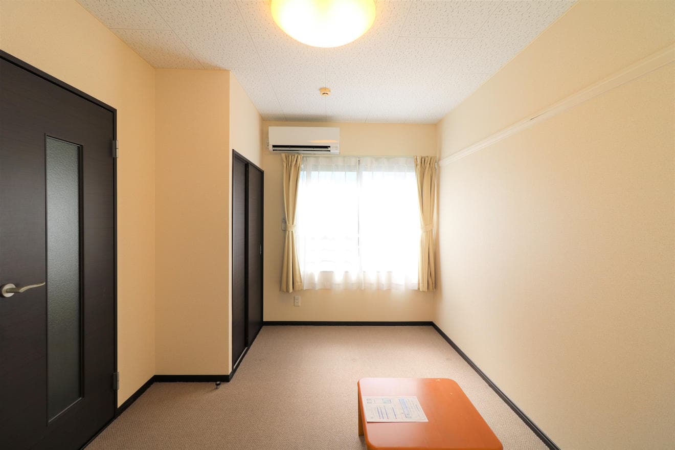 Room image 14