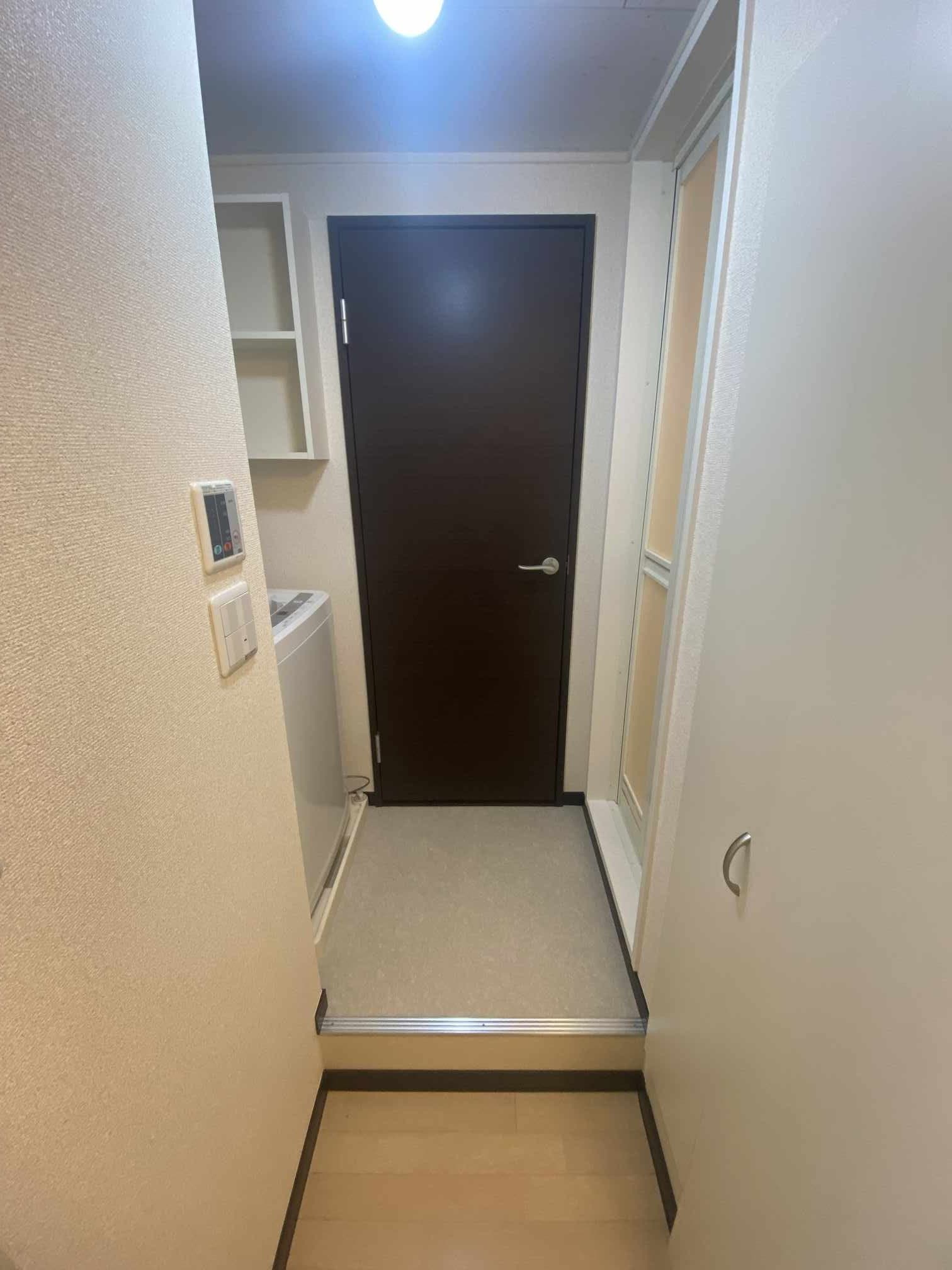 Room image 11