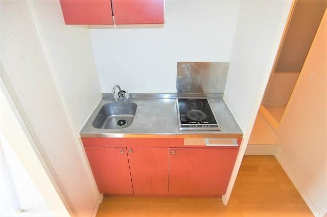 Room image 12