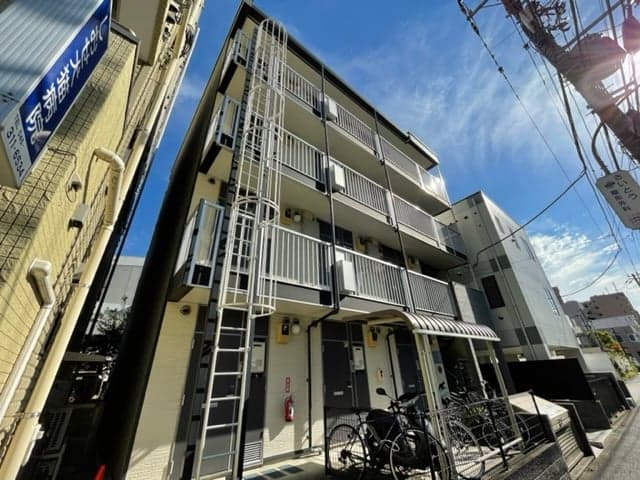 Room image 11