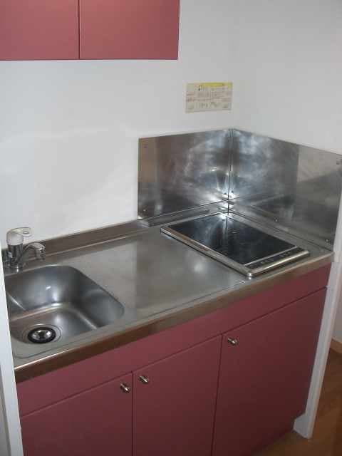 Room image 10
