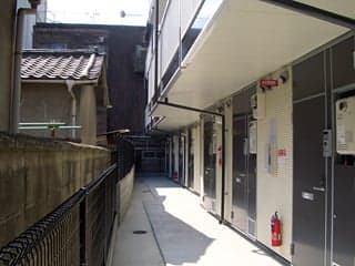 Room image 16