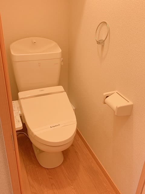 Room image 9