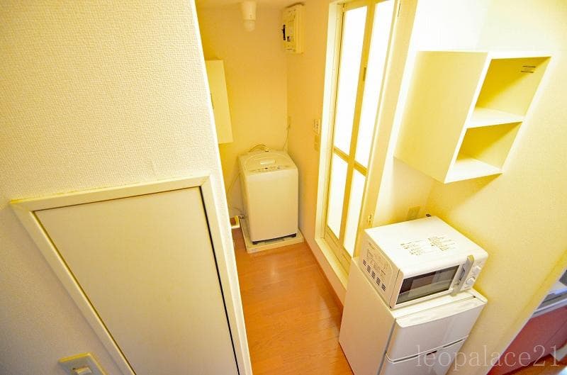 Room image 15