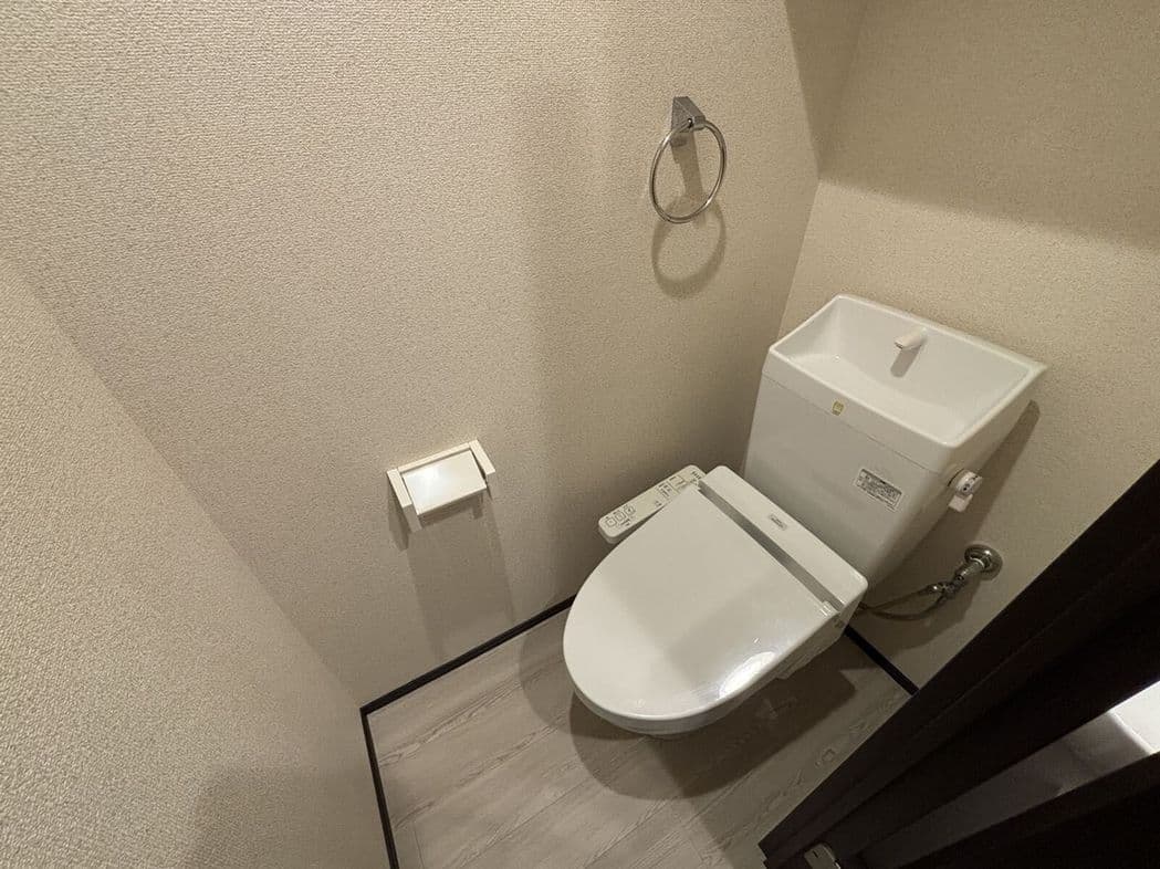 Room image 9