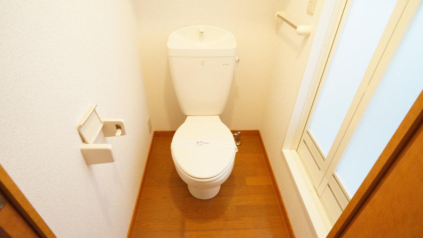 Room image 9