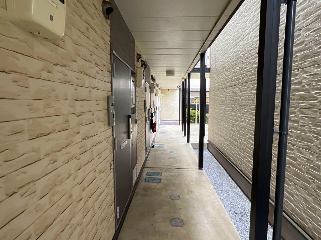 Room image 11
